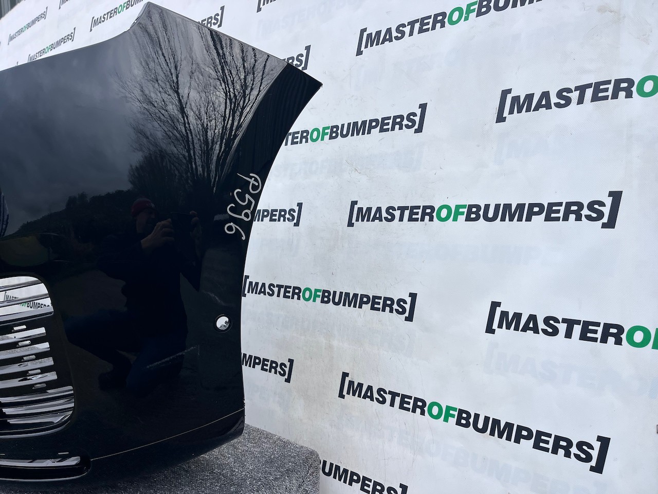 Range Rover Vouge Sv Autobiography 2021-2025 Front Bumper 6 Pdc Genuine [p596]