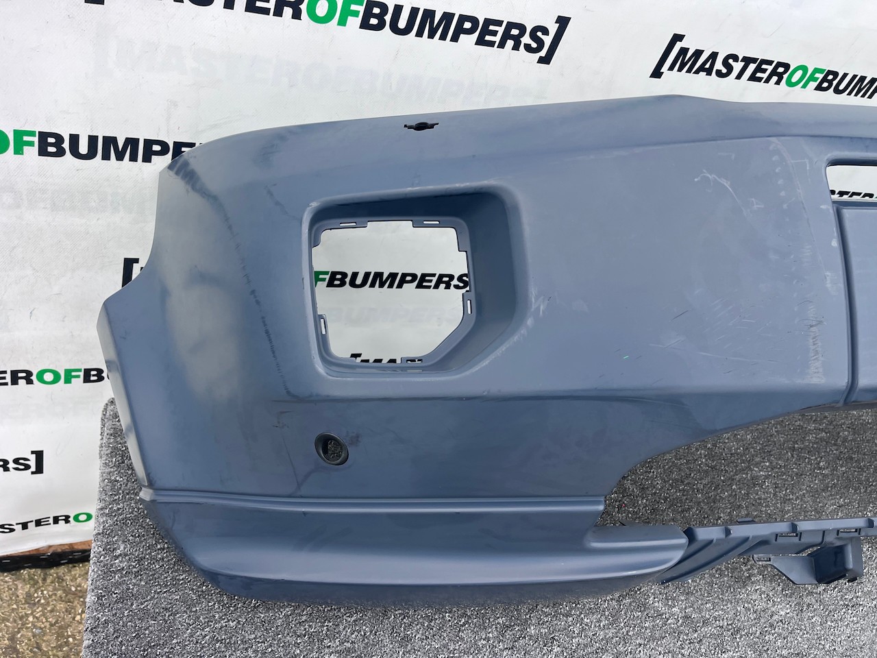 Land Rover Freelander 2 Hse Mk2 2011-2015 Front Bumper 4 Pdc Jets Genuine [p627]