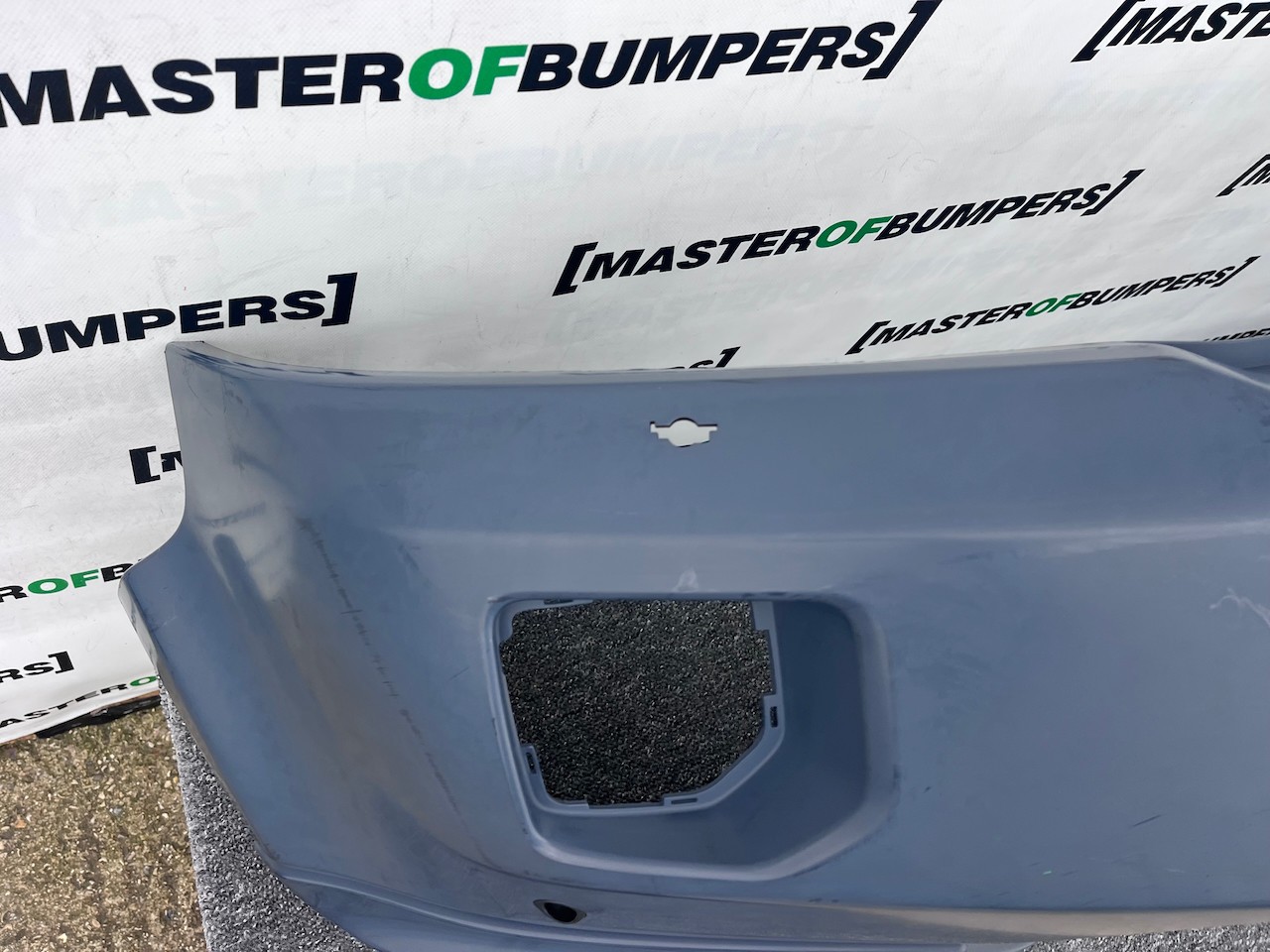 Land Rover Freelander 2 Hse Mk2 2011-2015 Front Bumper 4 Pdc Jets Genuine [p627]