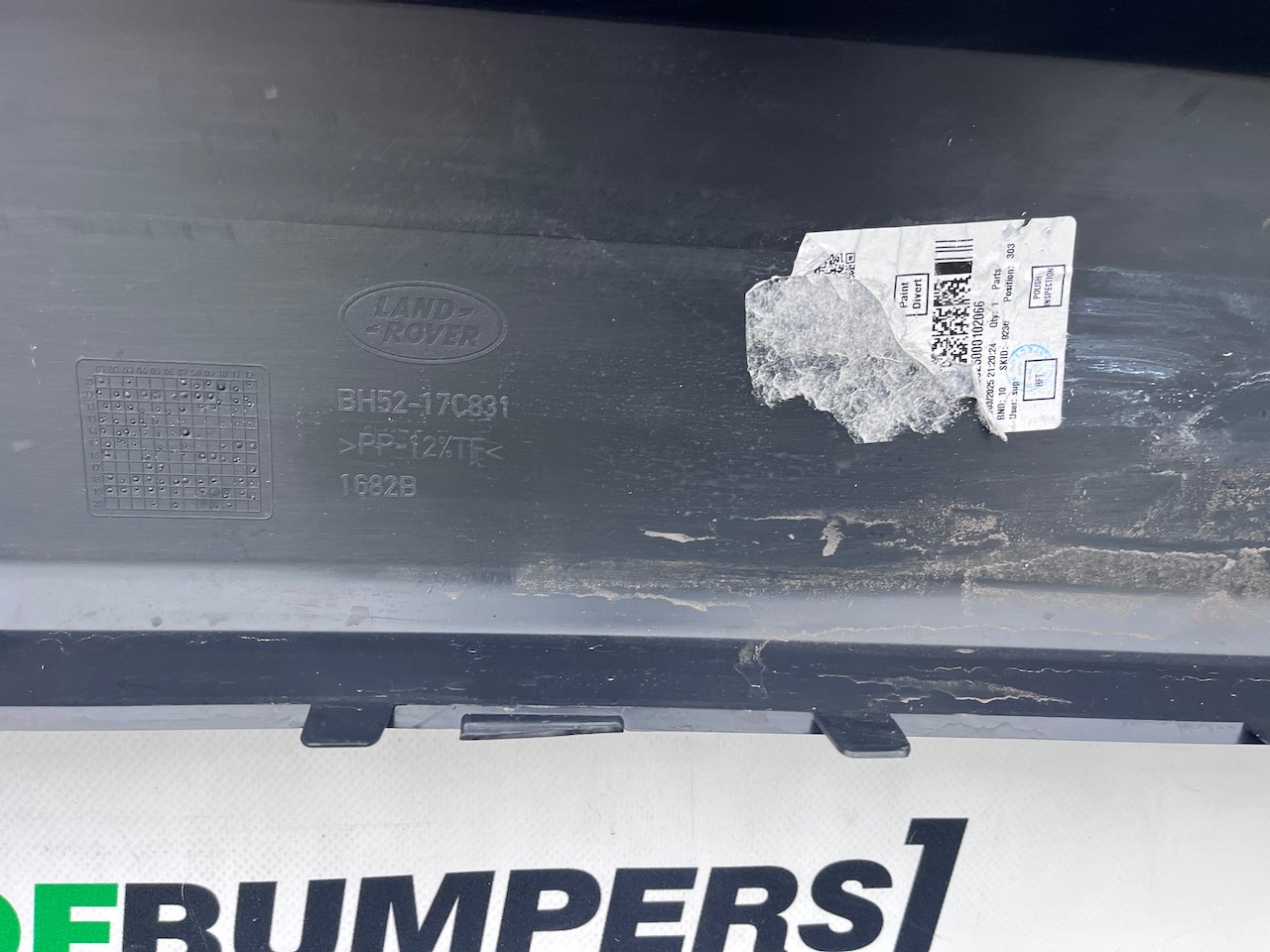 Land Rover Freelander 2 Hse Mk2 2011-2015 Front Bumper 4 Pdc Jets Genuine [p628]