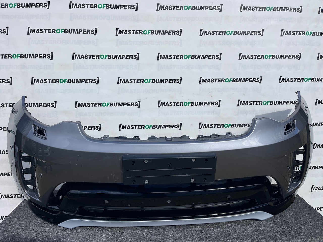 Land Rover Discovery R-dynamic Hse 2021-2024 Front Bumper 6 Pdc Genuine [p618]