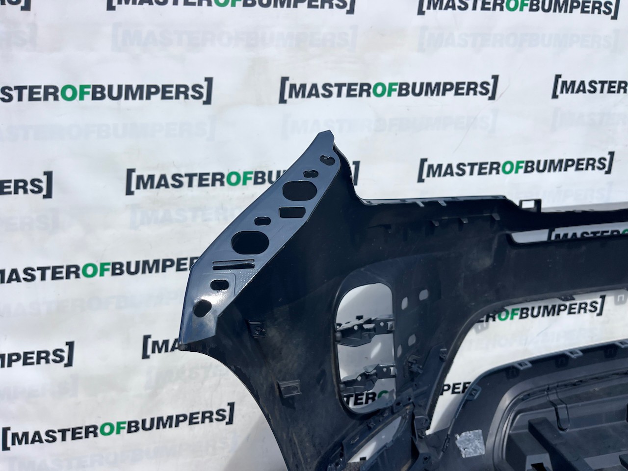 Range Rover Evoque R-dynamic Hse 2019-2024 Front Bumper 4 Pdc Genuine [p708]