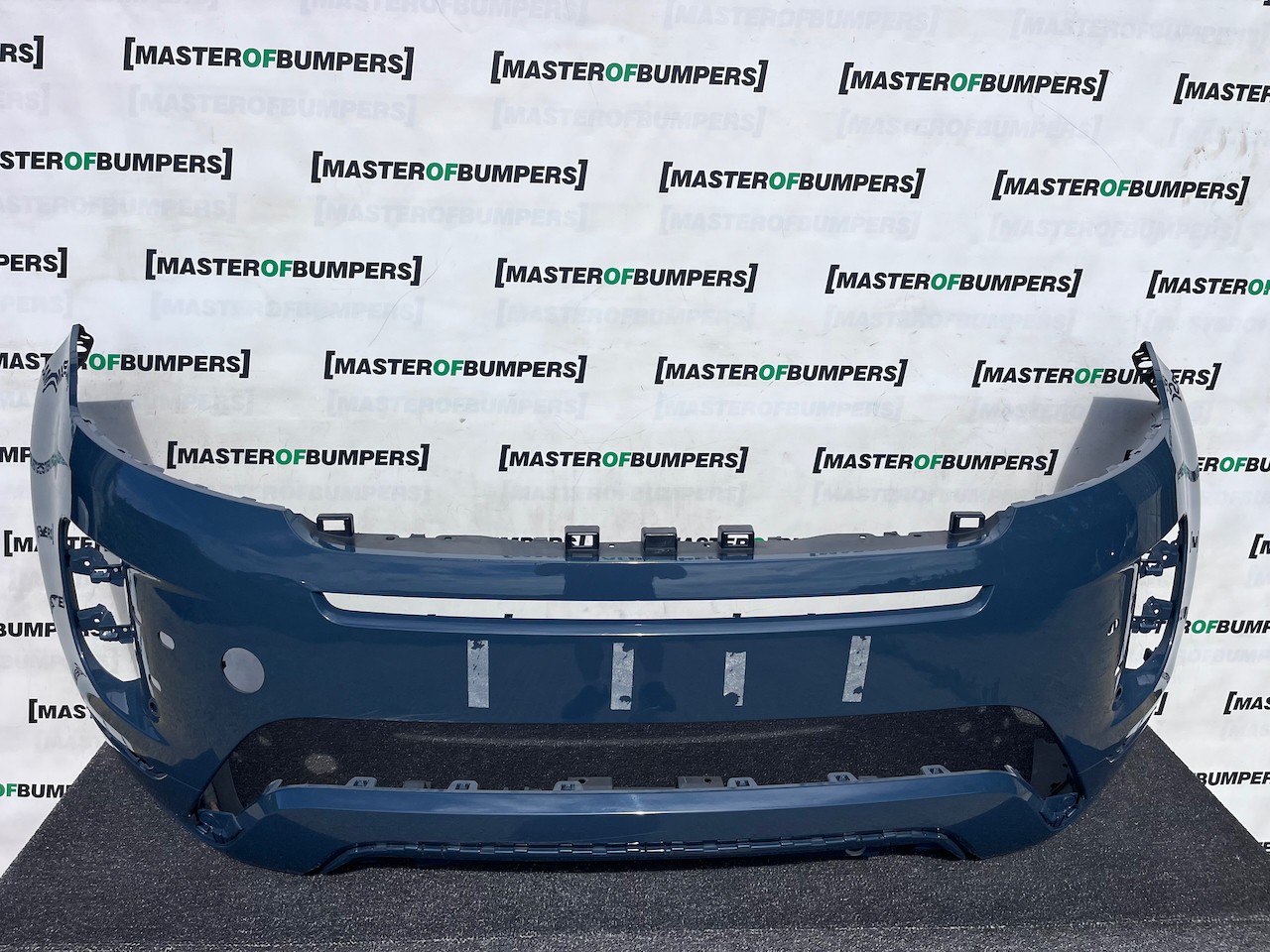 Range Rover Evoque R-dynamic Hse 2019-2024 Front Bumper 4 Pdc Genuine [p708]