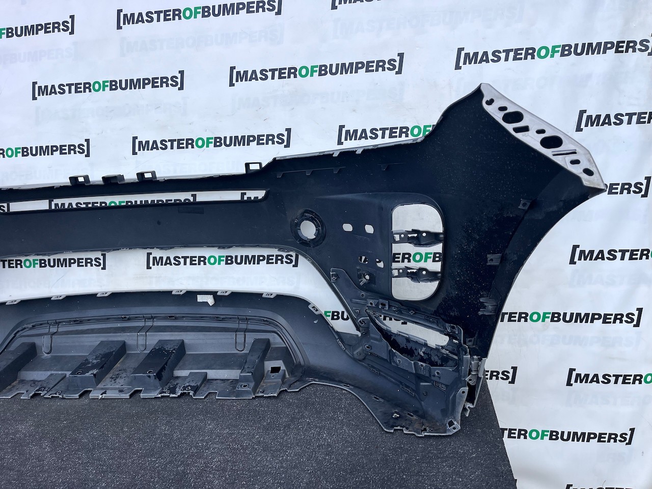 Range Rover Evoque R-dynamic Hse 2019-2024 Front Bumper 6 Pdc Genuine [p737]