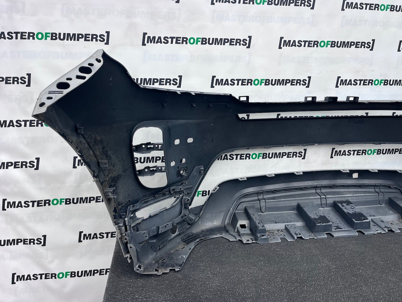Range Rover Evoque R-dynamic Hse 2019-2024 Front Bumper 6 Pdc Genuine [p749]