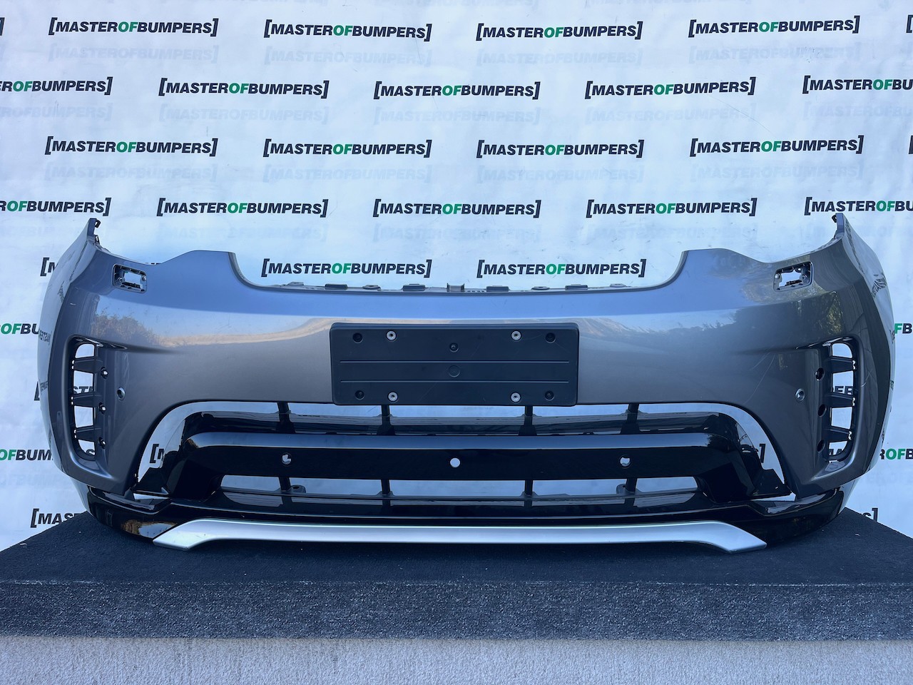 Land Rover Discovery R-dynamic Hse 2021-2024 Front Bumper 6 Pdc Genuine [p618]