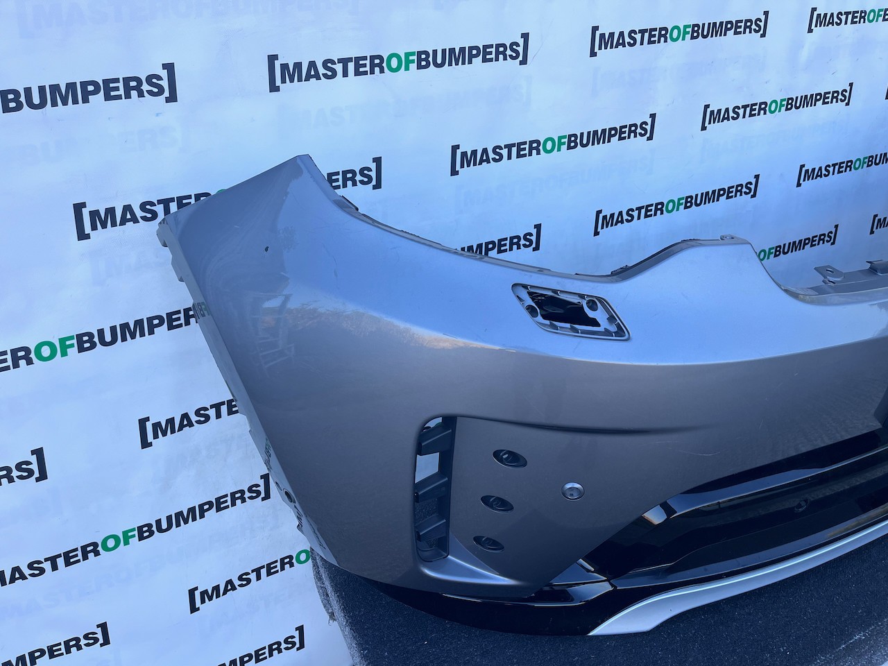 Land Rover Discovery R-dynamic Hse 2021-2024 Front Bumper 6 Pdc Genuine [p618]