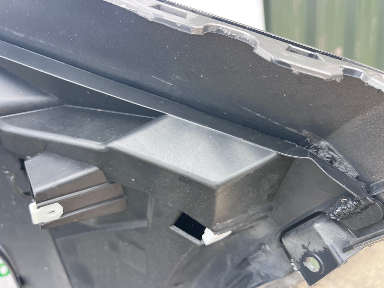 Land Rover Discovery R-dynamic Hse 2021-2024 Front Bumper 6 Pdc Genuine [p769]