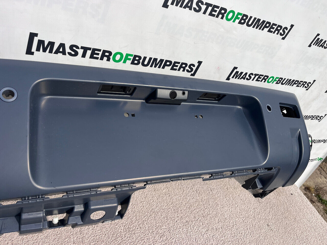 Land Rover Defender S D200 Suv 2019-2024 Rear Bumper In Primer Genuine [p409]