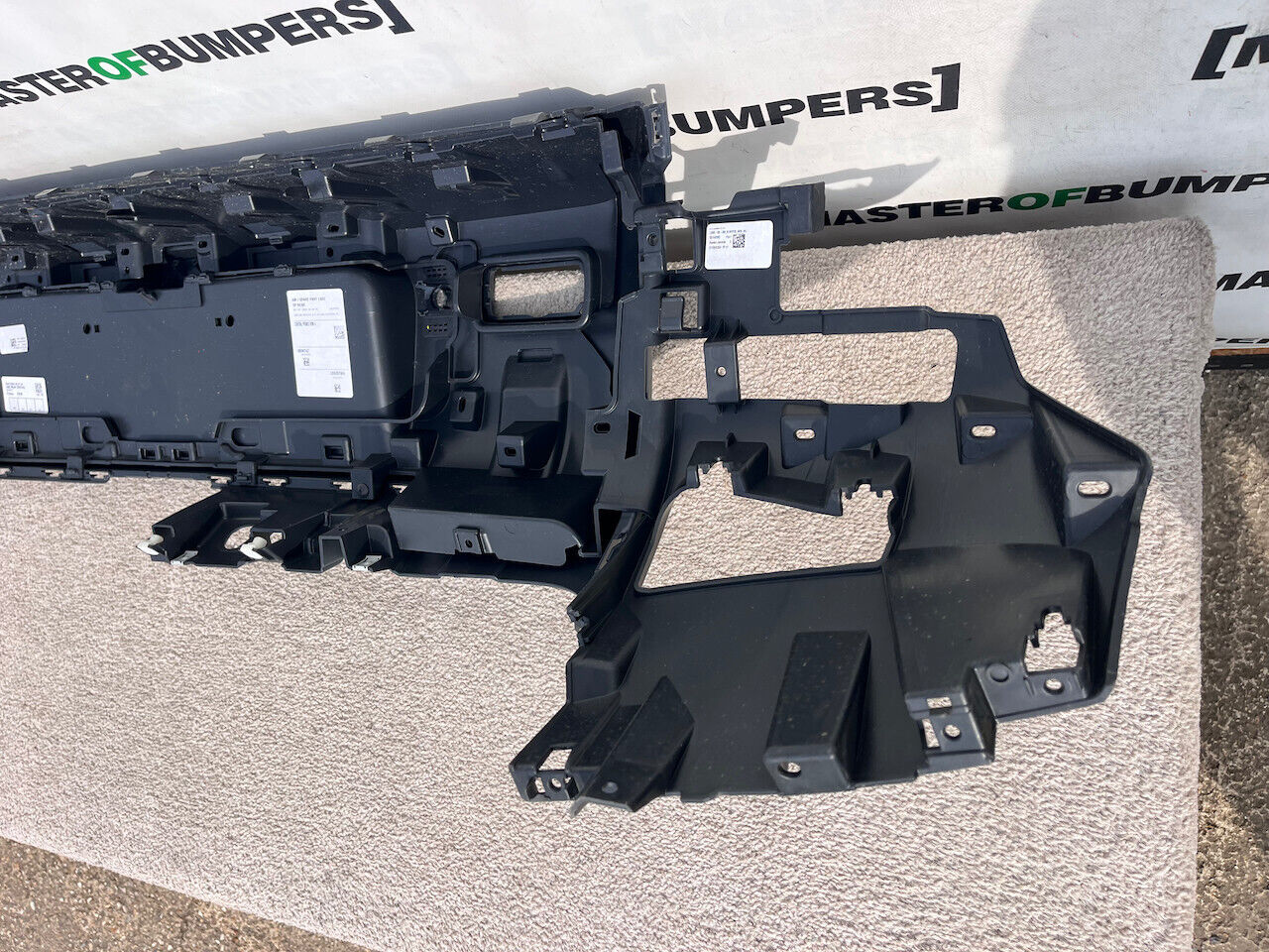 Land Rover Defender S D200 Suv 2019-2024 Rear Bumper In Primer Genuine [p409]