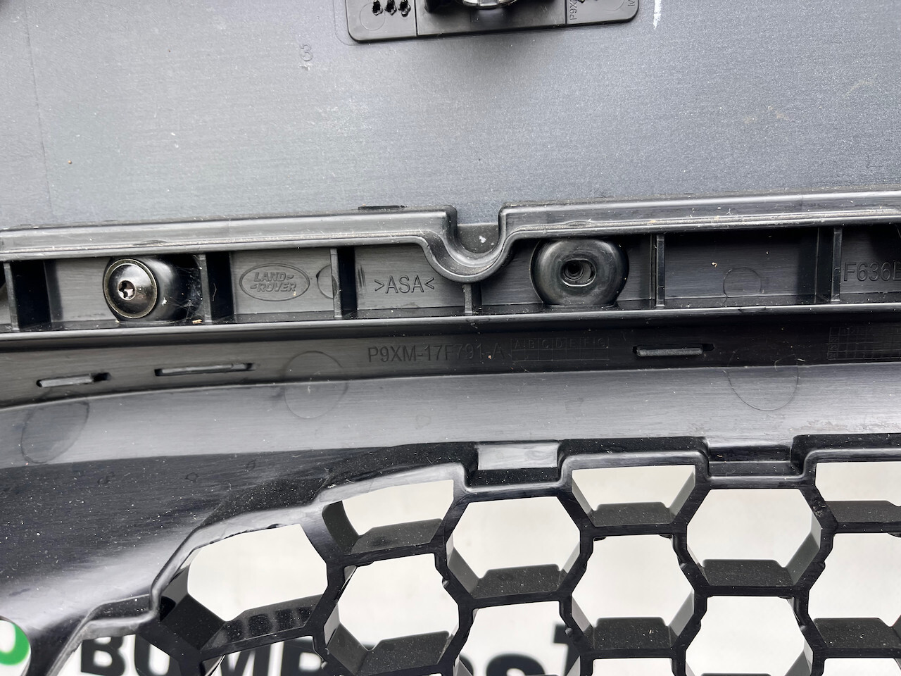 Land Rover Range Rover Sport Svr 2024-on Front Bumper 6 Pdc Genuine [p429]