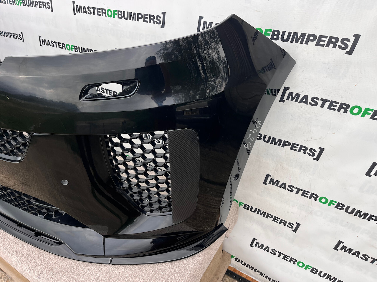 Land Rover Range Rover Sport Svr 2024-on Front Bumper 6 Pdc Genuine [p429]