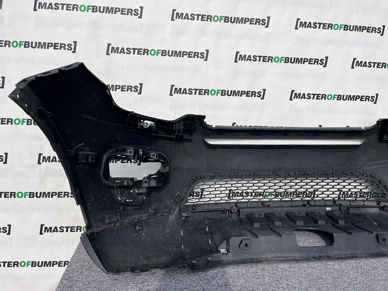 Land Rover Discovery Sport Hse 2015-2019 Front Bumper 4 Pdc +jets Genuine [p432]