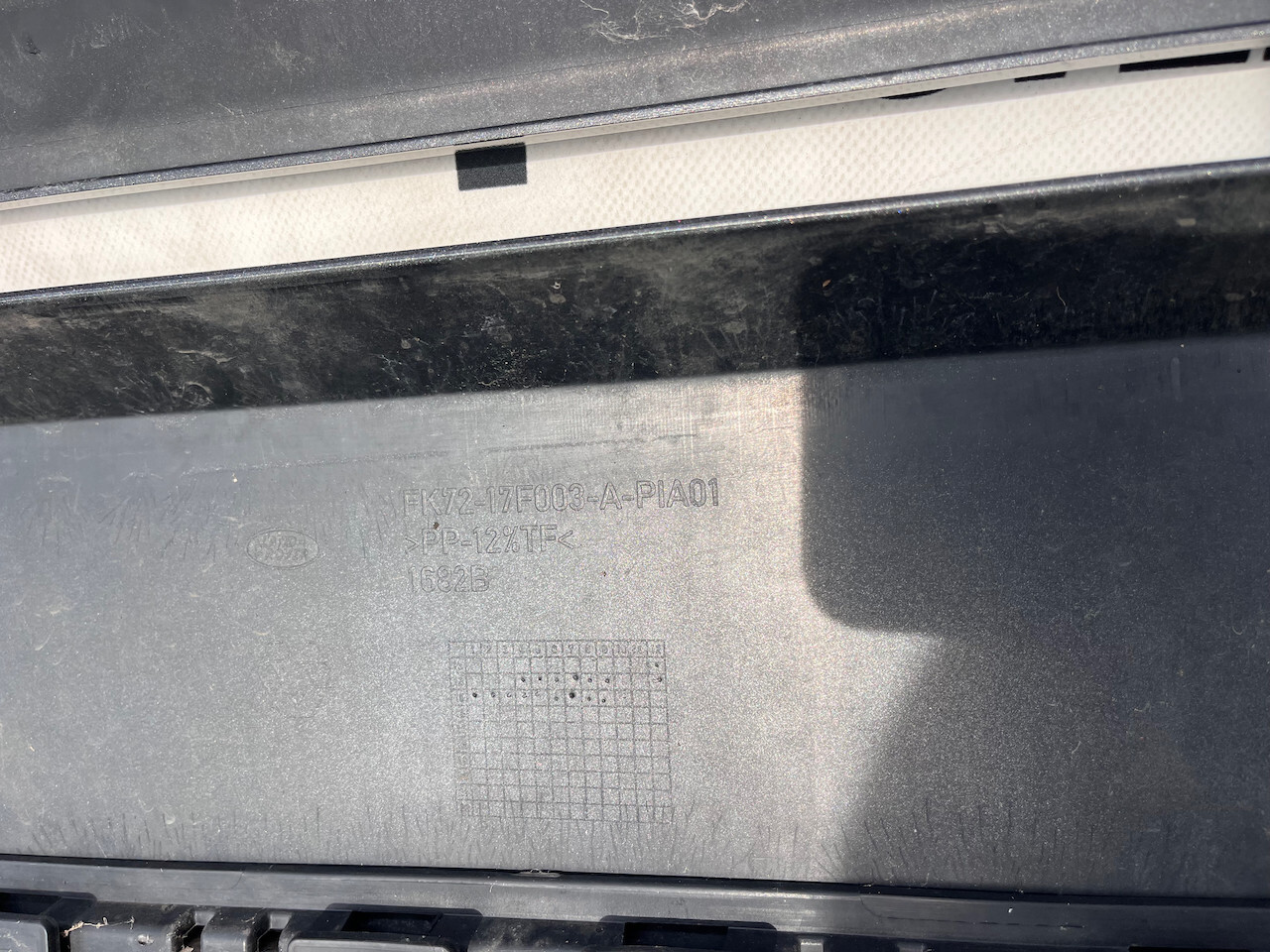 Land Rover Discovery Sport Hse 2015-2019 Front Bumper 4 Pdc +jets Genuine [p432]