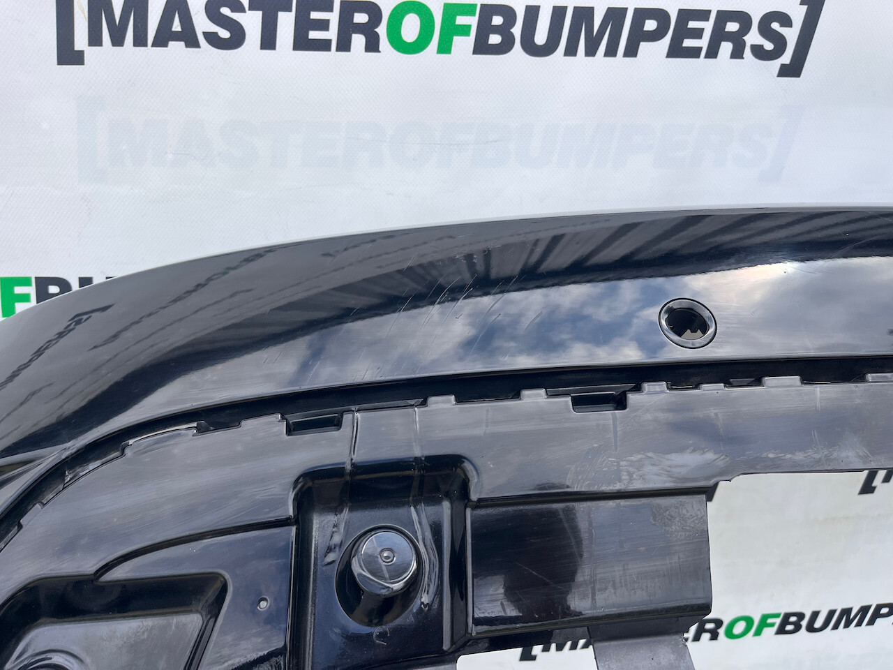 Land Rover Discovery R Dynamic Hse 2017-2023 Rear Bumper 6 Pdc Genuine [p463]