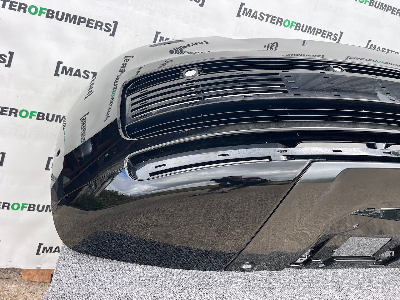 Range Rover Vouge Sv Autobiography 2021-2025 Front Bumper 6 Pdc Genuine [p484]