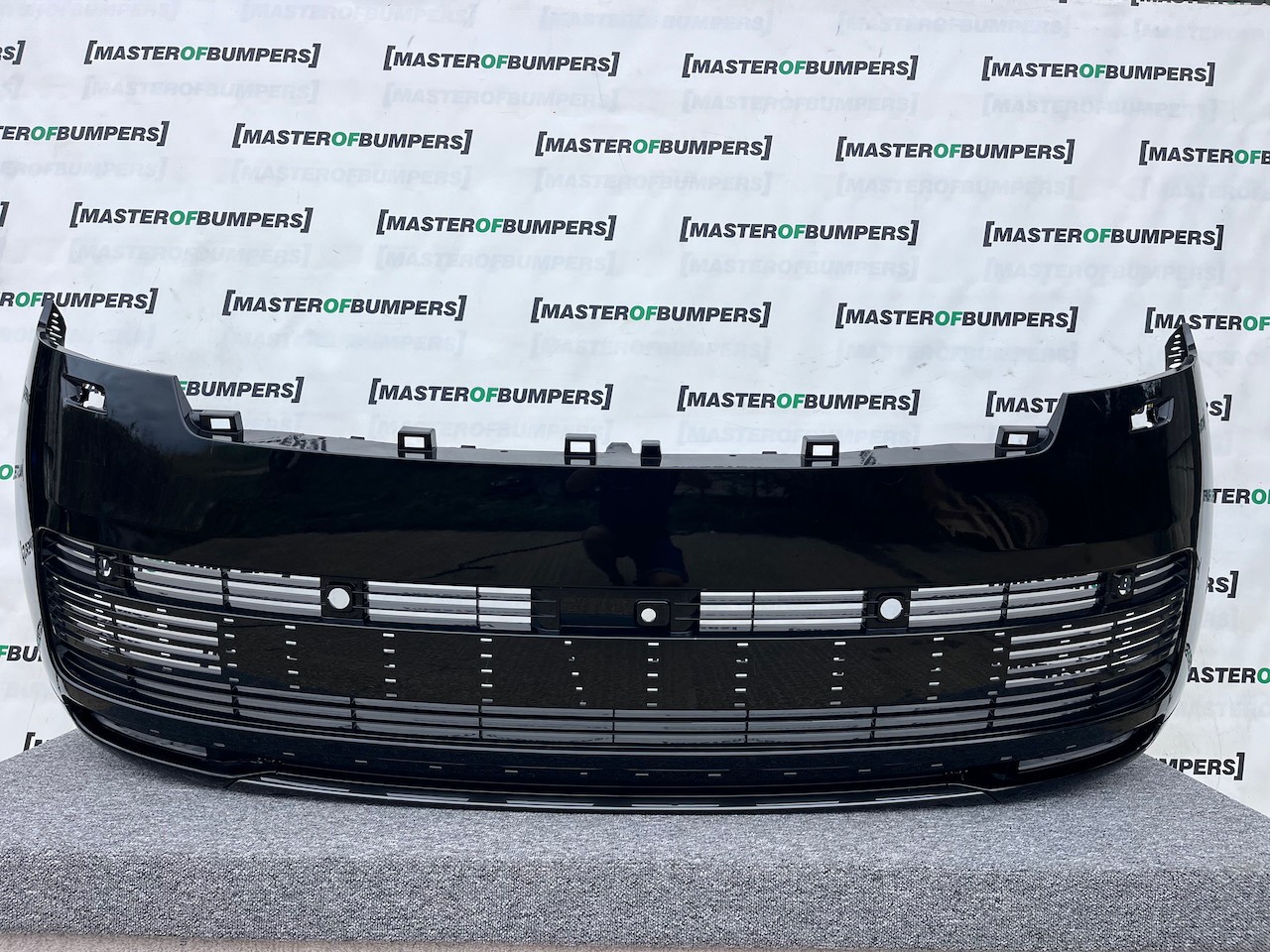 Range Rover Vouge Sv Autobiography 2021-2025 Front Bumper 6 Pdc Genuine [p490]