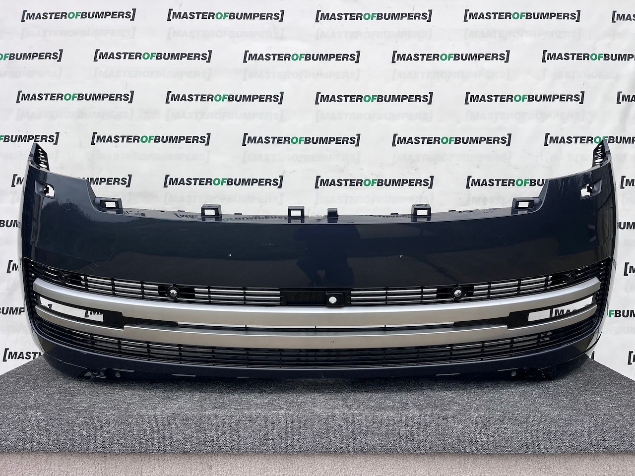 Range Rover Vouge Hse Autobiography 2022-2025 Front Bumper 6 Pdc Genuine [p560]