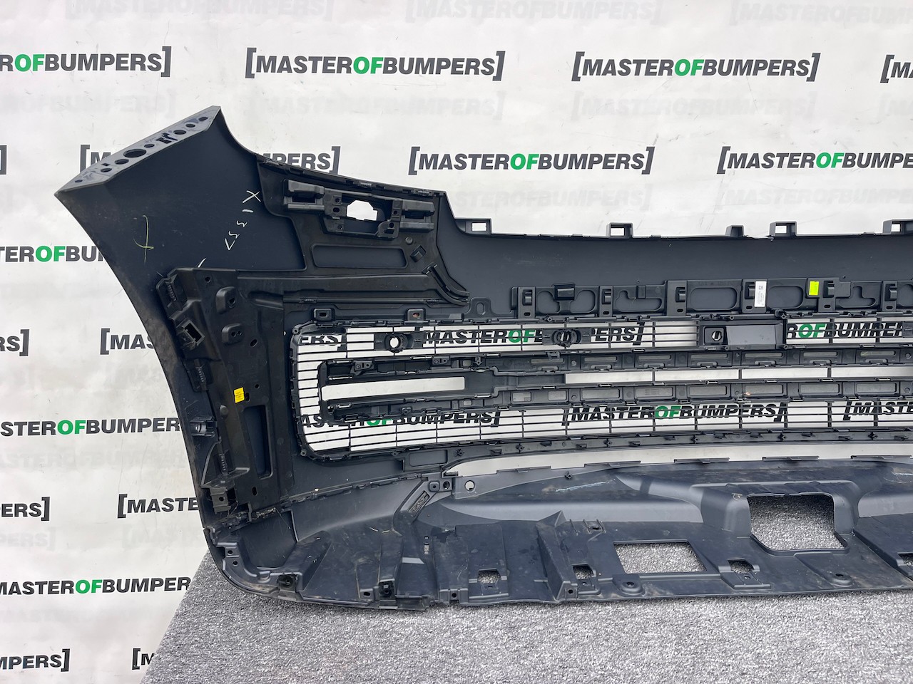 Range Rover Vouge Hse Autobiography 2022-2025 Front Bumper 6 Pdc Genuine [p560]