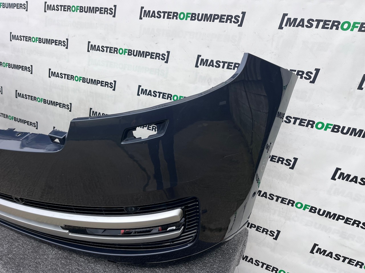 Range Rover Vouge Hse Autobiography 2022-2025 Front Bumper 6 Pdc Genuine [p560]