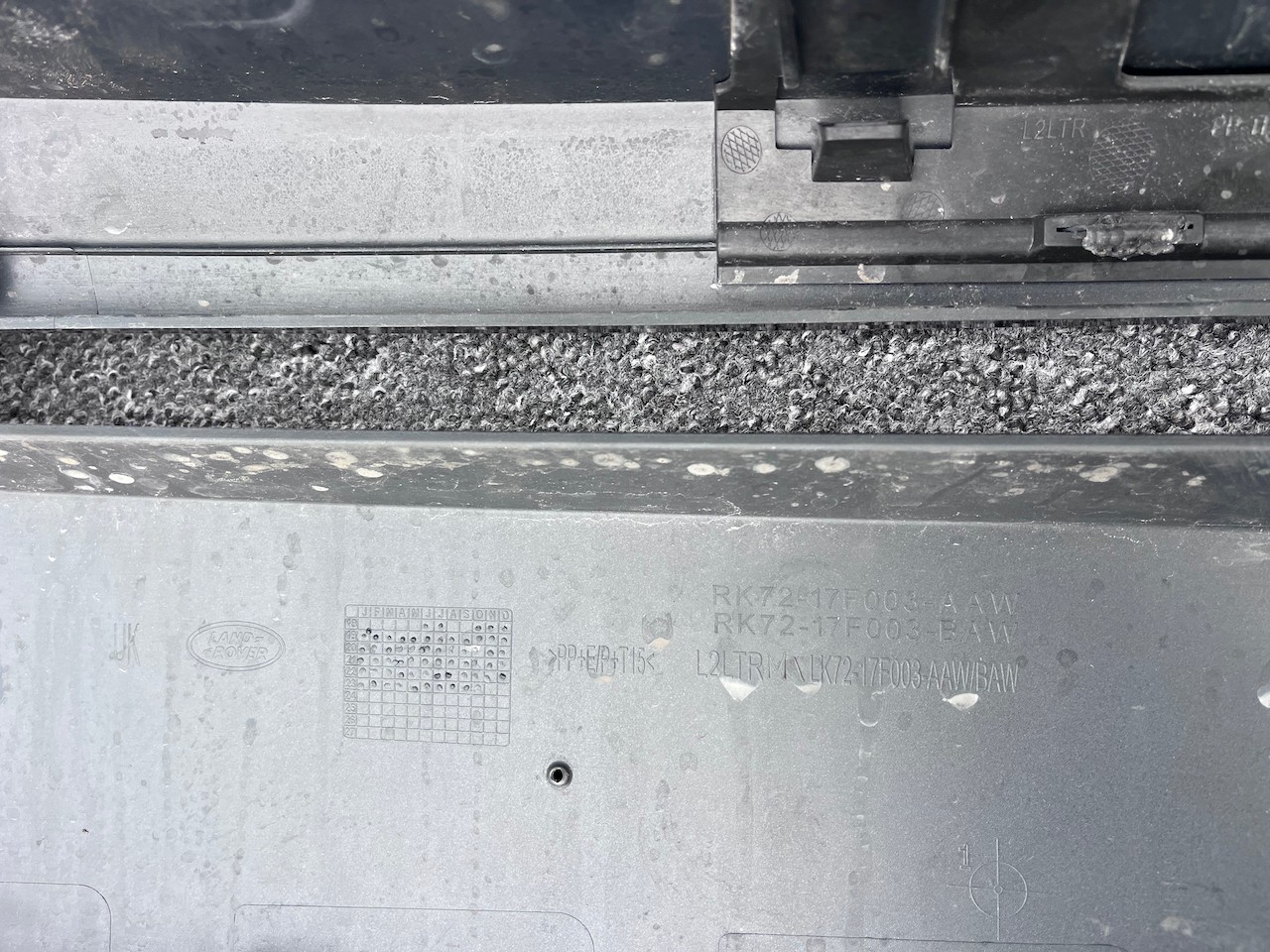 Land Rover Discovery Sport Dynamic Hse 2023-2026 Front Bumper Genuine [p572]