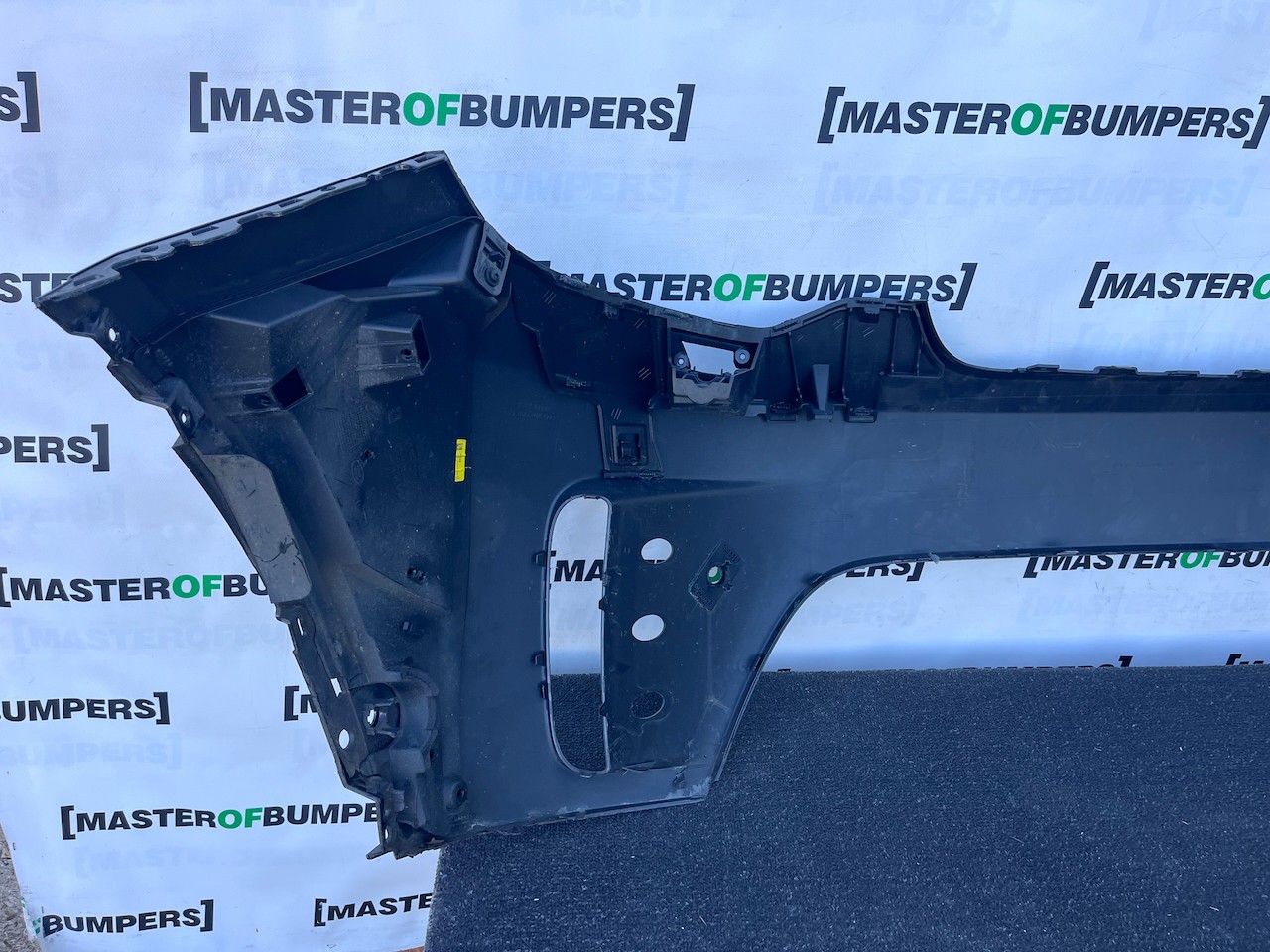 Land Rover Discovery R-dynamic Hse 2021-2024 Front Bumper 6 Pdc Genuine [p741]