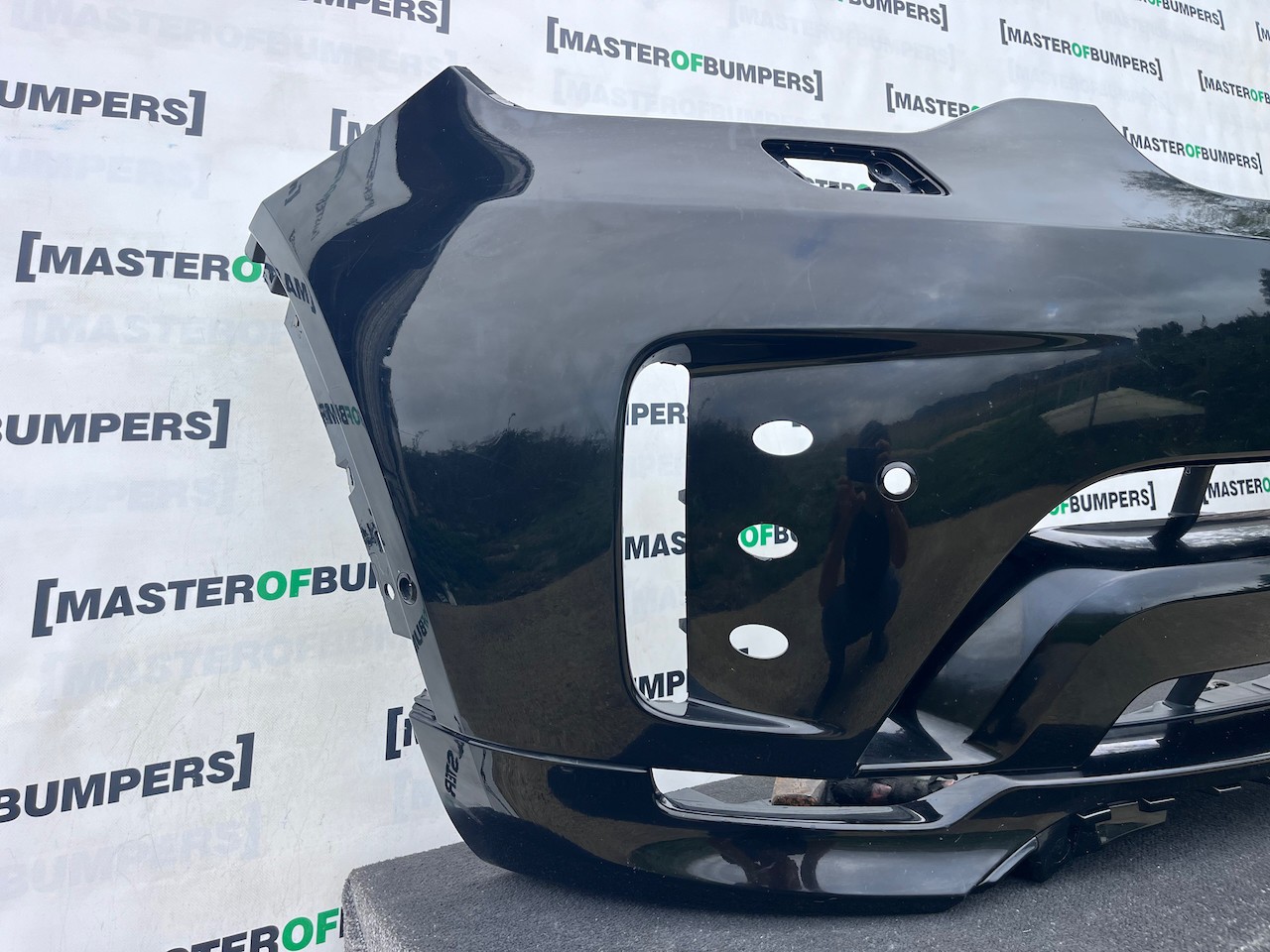 Land Rover Discovery R-dynamic Hse 2021-2024 Front Bumper 6 Pdc Genuine [p768]