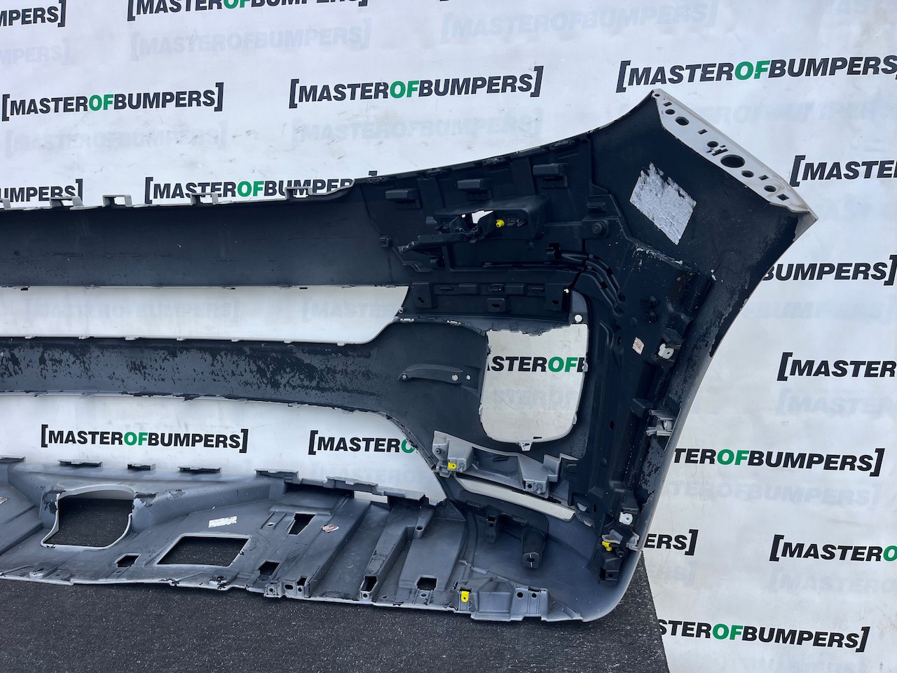 Range Rover Sport L461 Suv 2022-2025 Front Bumper 6 Pdc + Jets Genuine [p771]