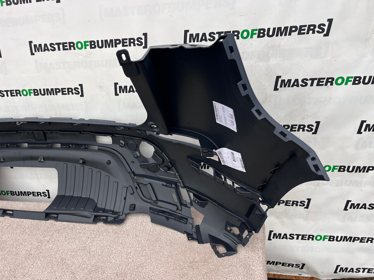 Range Rover Evoque R-dynamic Hse 2019-2023 Rear Bumper 4 Pdc Genuine [p350]