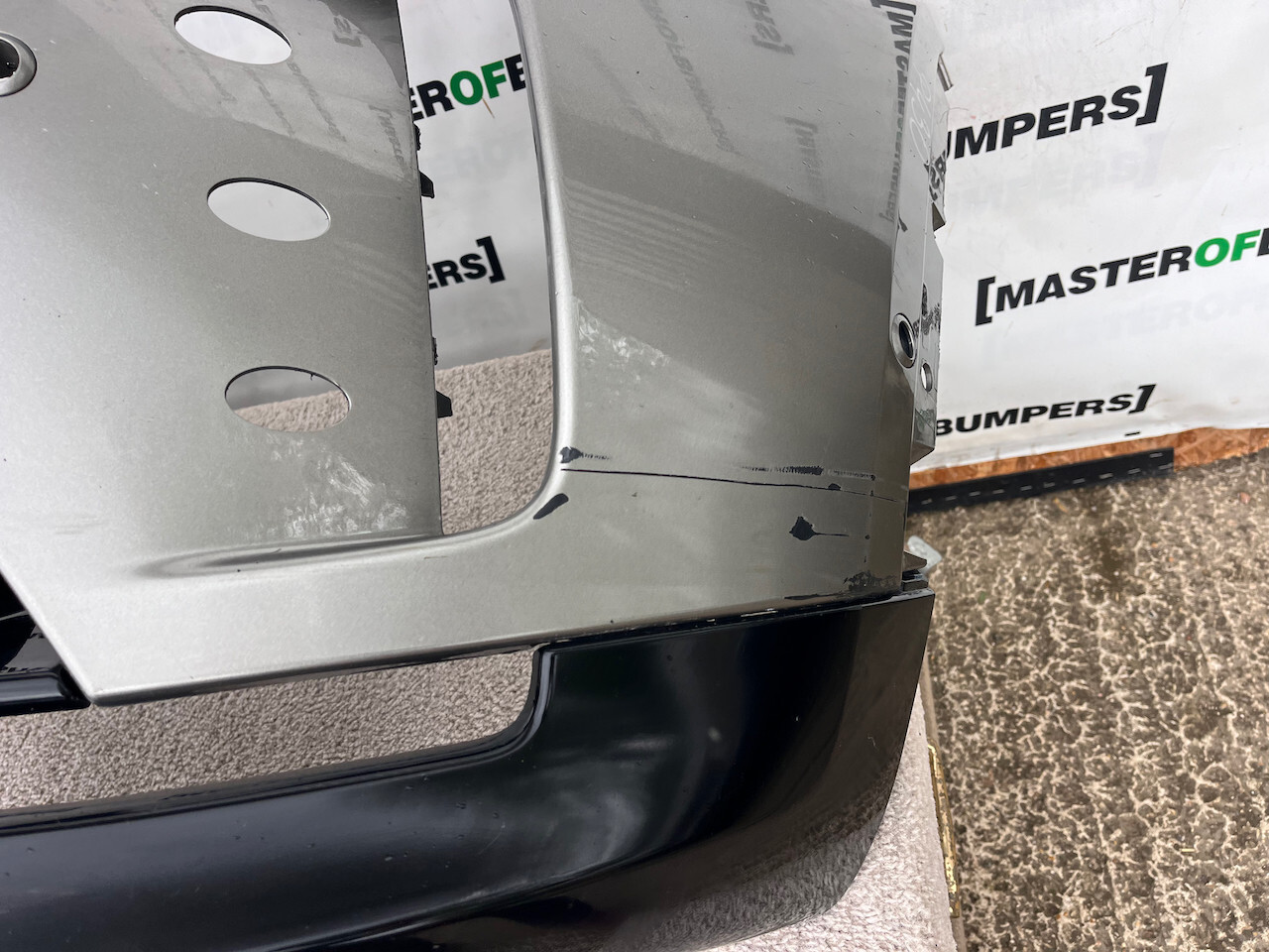 Land Rover Discovery R-dynamic Hse 2019-2022 Front Bumper 6 Pdc Genuine [p430]