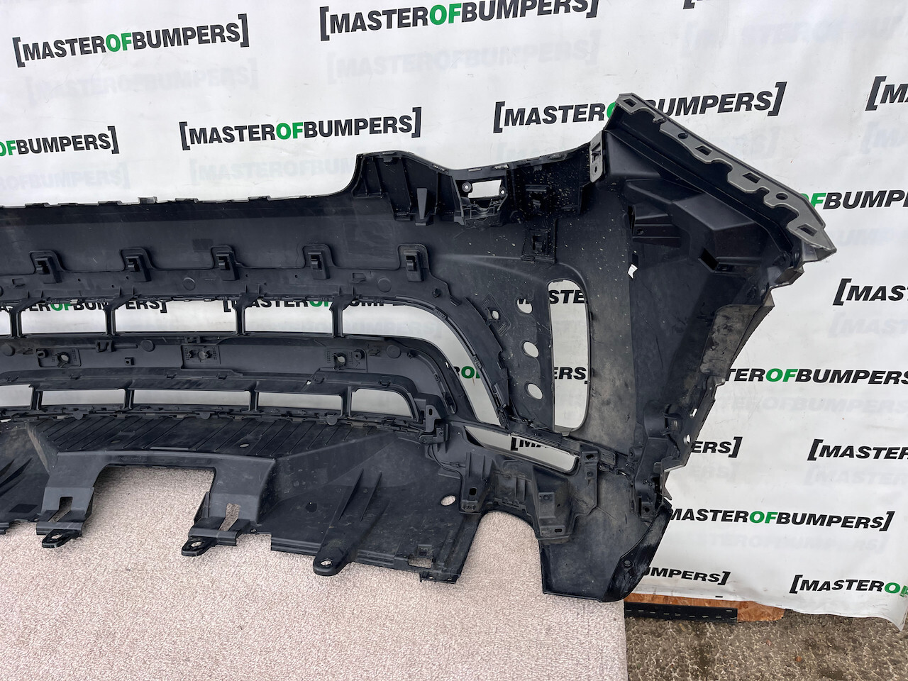 Land Rover Discovery R-dynamic Hse 2019-2022 Front Bumper 6 Pdc Genuine [p430]