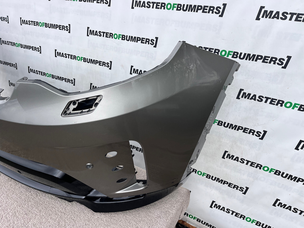 Land Rover Discovery R-dynamic Hse 2019-2022 Front Bumper 6 Pdc Genuine [p430]