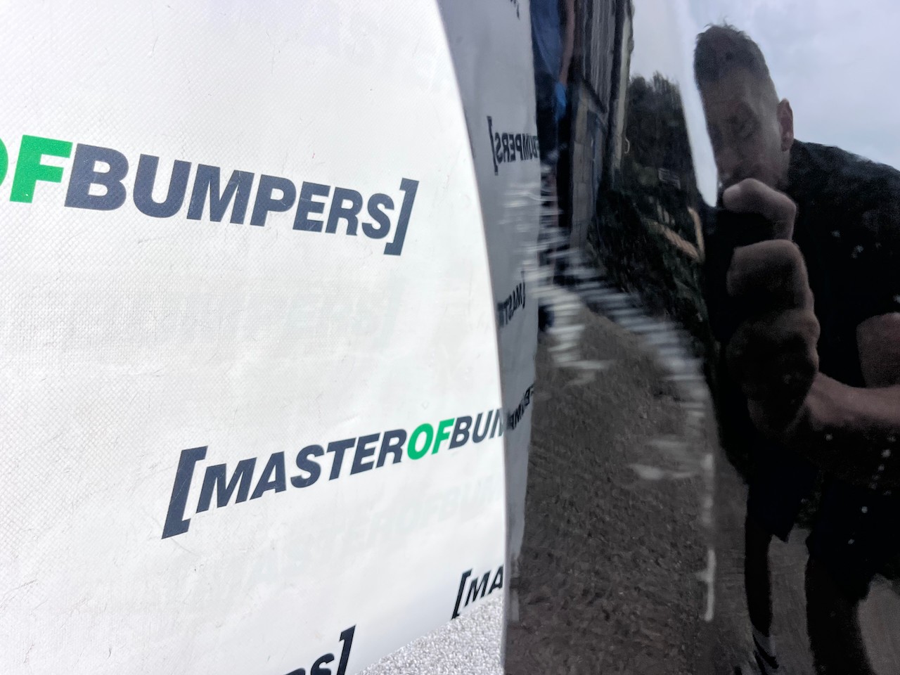 Range Rover Evoque R-dynamic Hse 2019-2024 Front Bumper 4 Pdc Genuine [p495]