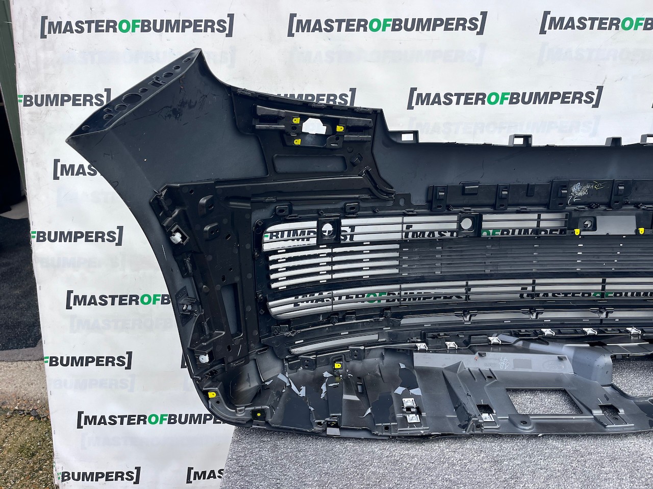 Range Rover Vouge Sv Autobiography 2021-2025 Front Bumper 6 Pdc Genuine [p595]