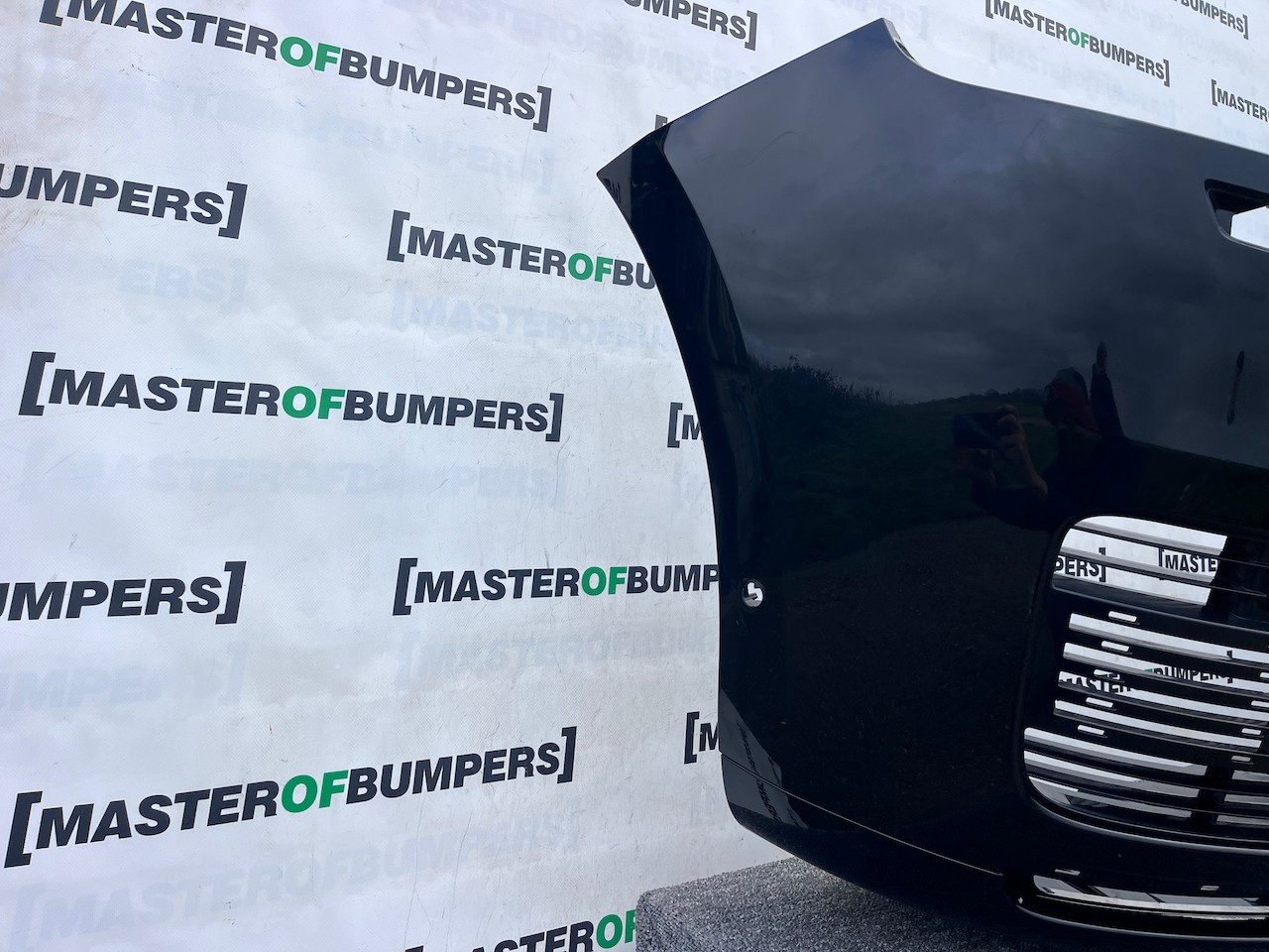 Range Rover Vouge Sv Autobiography 2021-2025 Front Bumper 6 Pdc Genuine [p595]