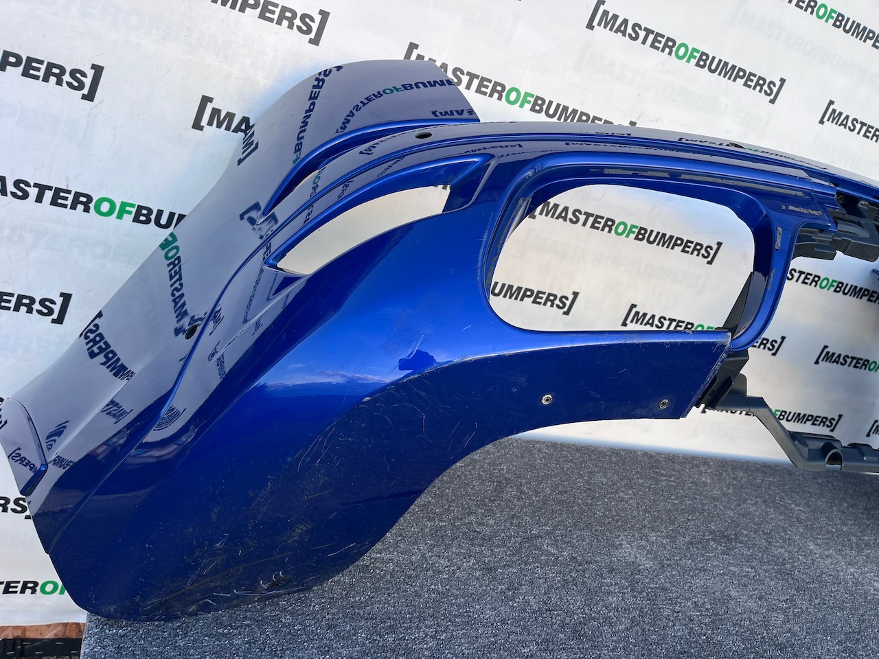 Range Rover Sport Svr Lift 2018-2022 Rear Bumper 6 Pdc Genuine [p600]