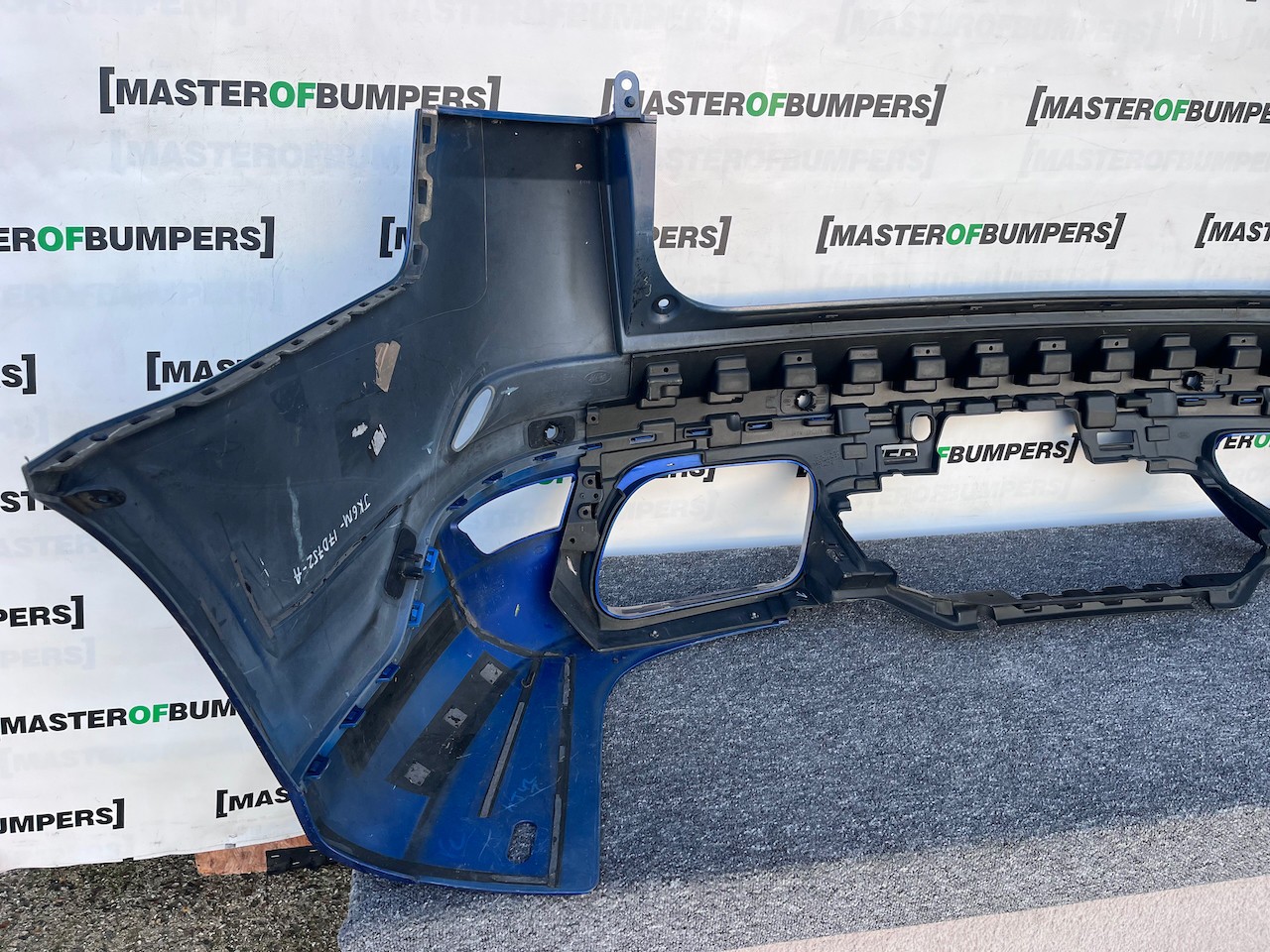 Range Rover Sport Svr Lift 2018-2022 Rear Bumper 6 Pdc Genuine [p600]