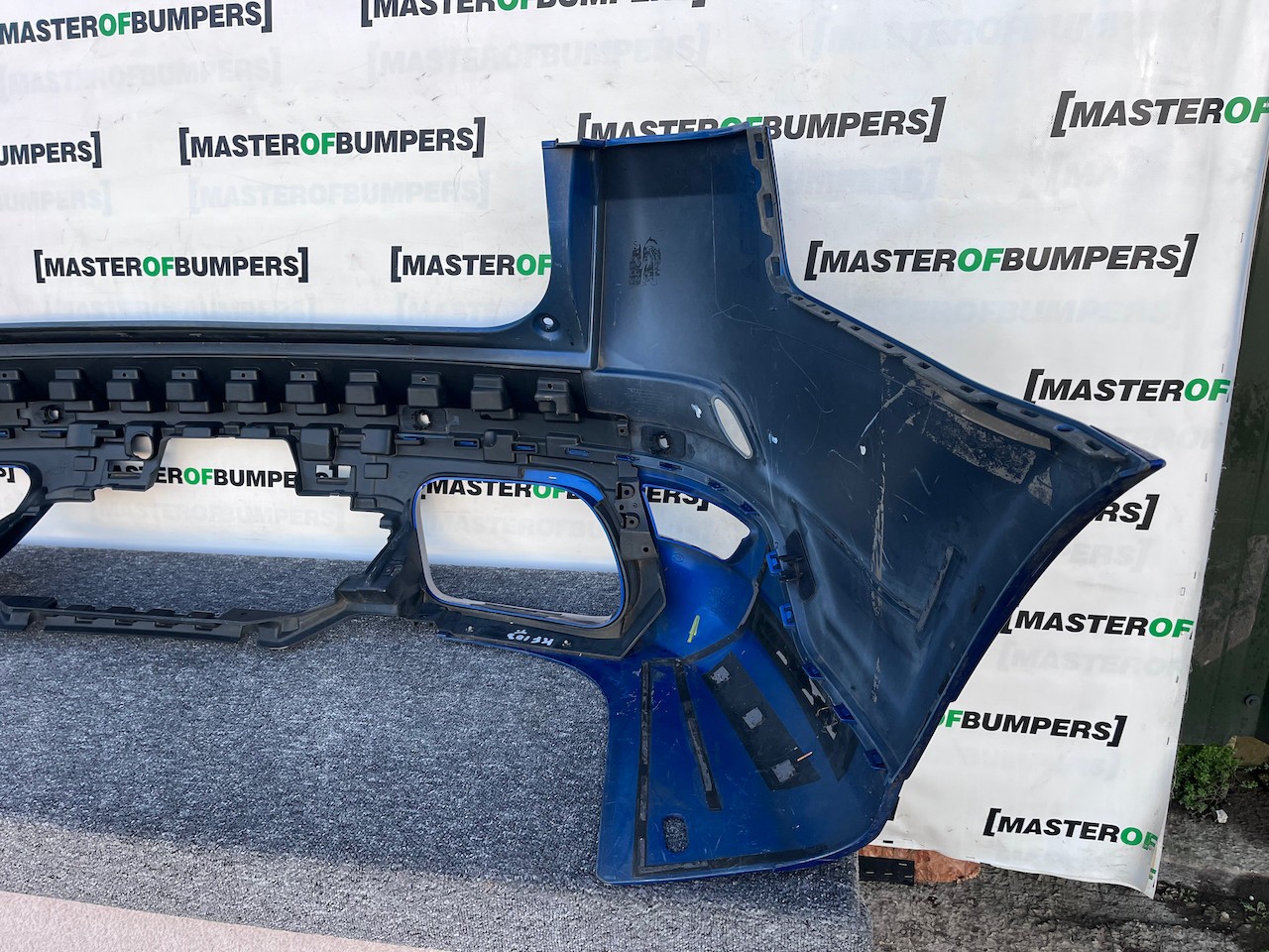 Range Rover Sport Svr Lift 2018-2022 Rear Bumper 6 Pdc Genuine [p600]