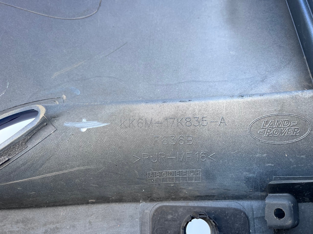 Range Rover Sport Svr Lift 2018-2022 Rear Bumper 6 Pdc Genuine [p600]