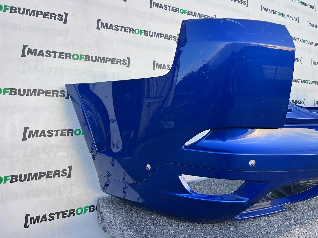 Range Rover Sport Svr Lift 2018-2022 Rear Bumper 6 Pdc Genuine [p600]