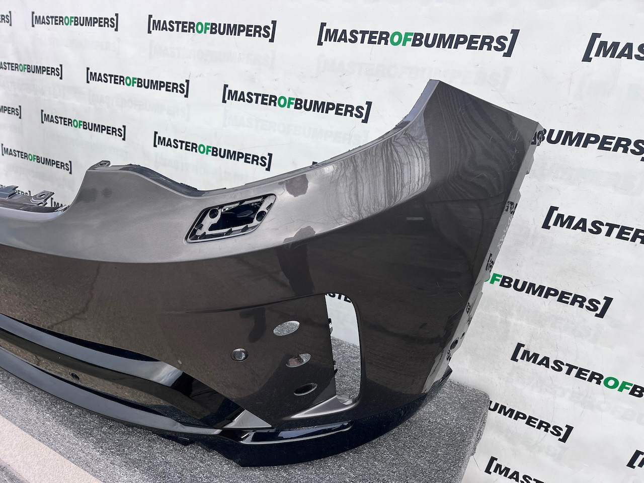 Land Rover Discovery R-dynamic Hse 2019-2022 Front Bumper 6 Pdc Genuine [p598]