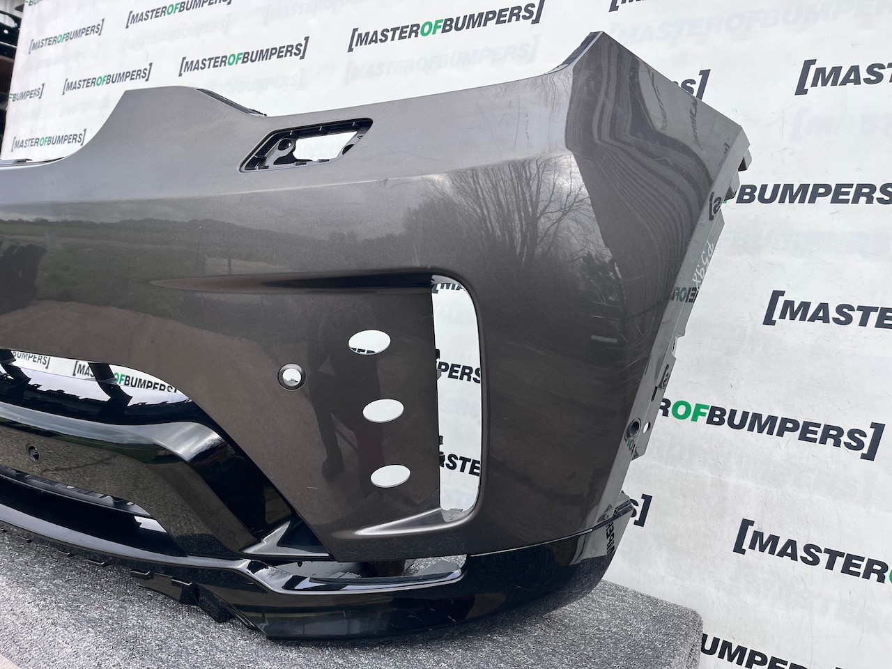 Land Rover Discovery R-dynamic Hse 2019-2022 Front Bumper 6 Pdc Genuine [p598]