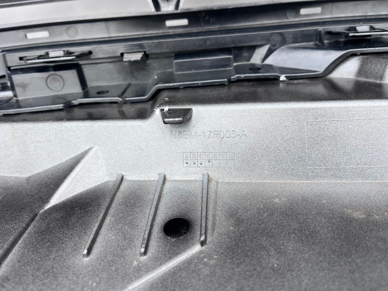 Range Rover Vouge Sv Autobiography 2021-2025 Front Bumper 6 Pdc Genuine [p611]