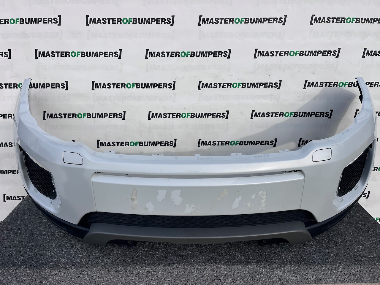 Land Rover Evoque Se Suv 2015-2018 Front Bumper 4 Pdc Jets Genuine [p614]
