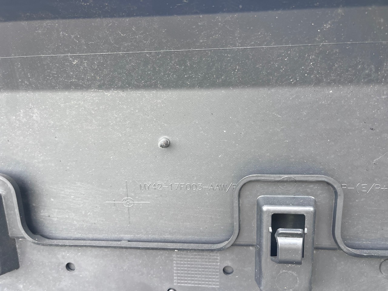 Land Rover Discovery R-dynamic Hse 2021-2024 Front Bumper 6 Pdc Genuine [p649]