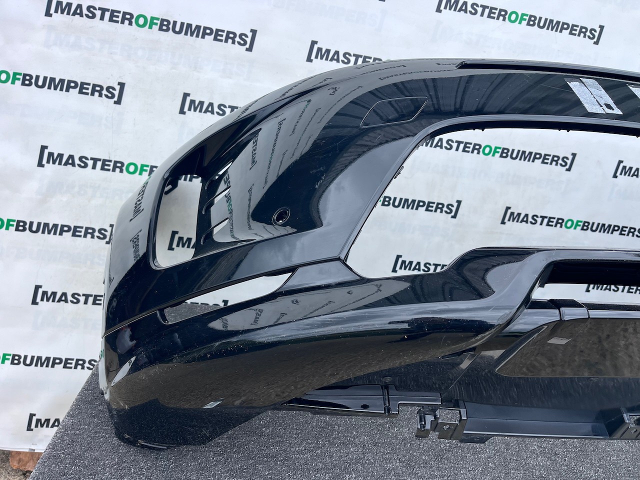 Land Rover Discovery Sport R-dynamic Hse 2024-2027 Front Bumper Genuine [p650]