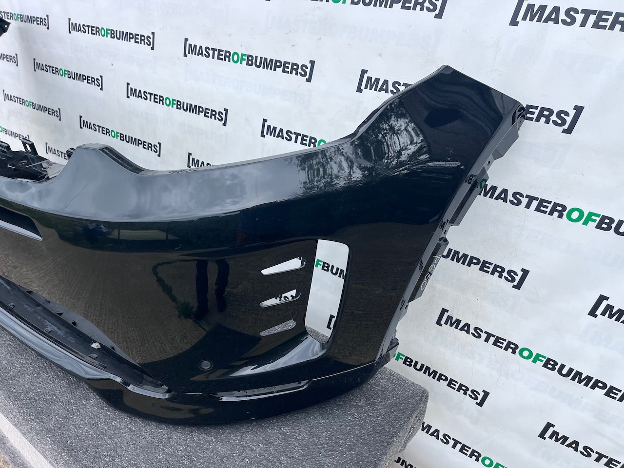 Land Rover Discovery Sport R-dynamic Hse 2024-2027 Front Bumper Genuine [p650]