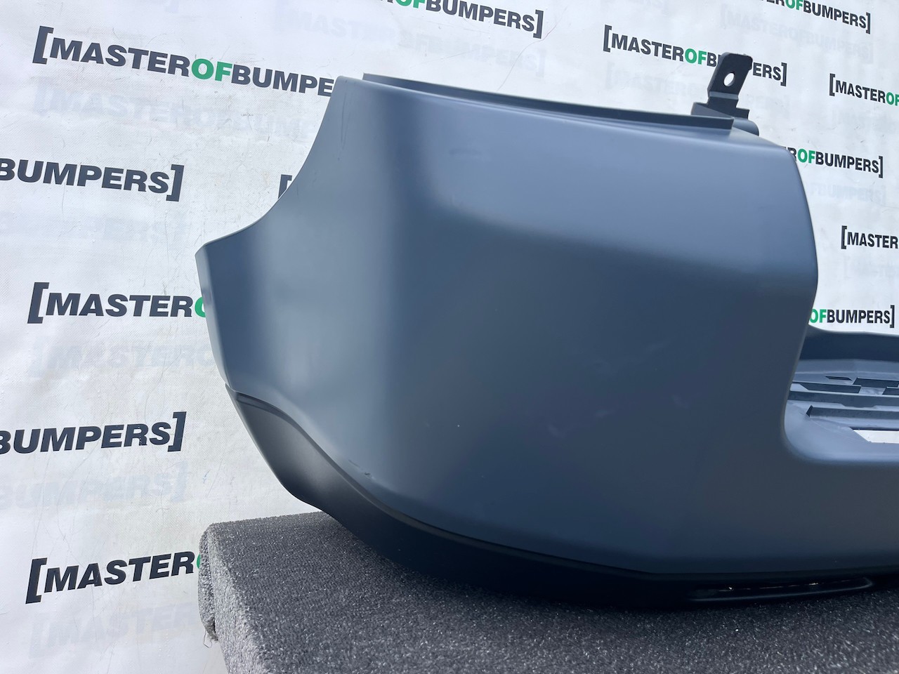 Land Rover Freelander 2 2007-2014 Rear Bumper No Pdc Genuine [p713]