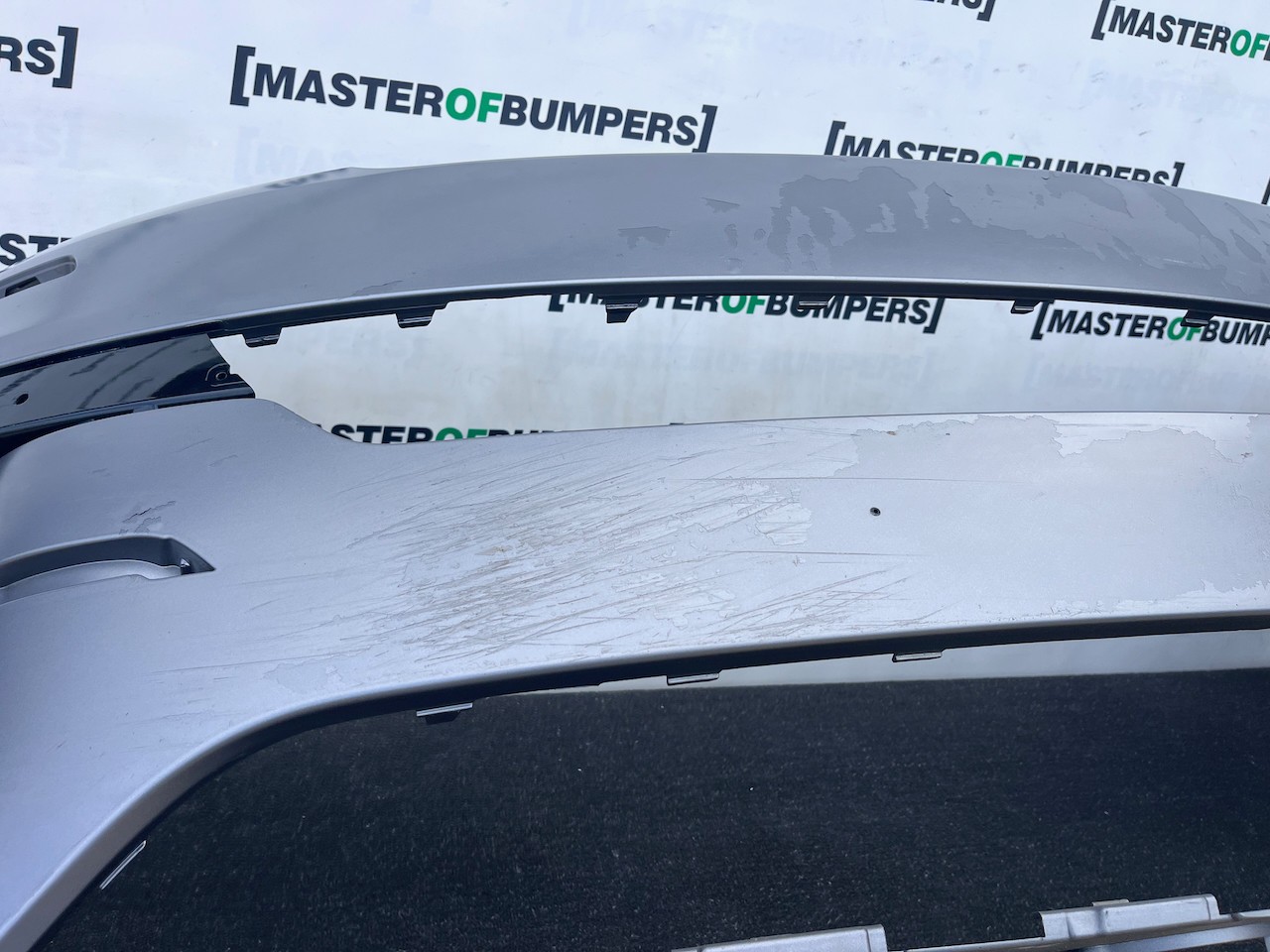 Range Rover Sport L461 Suv 2022-2025 Front Bumper 6 Pdc + Jets Genuine [p779]