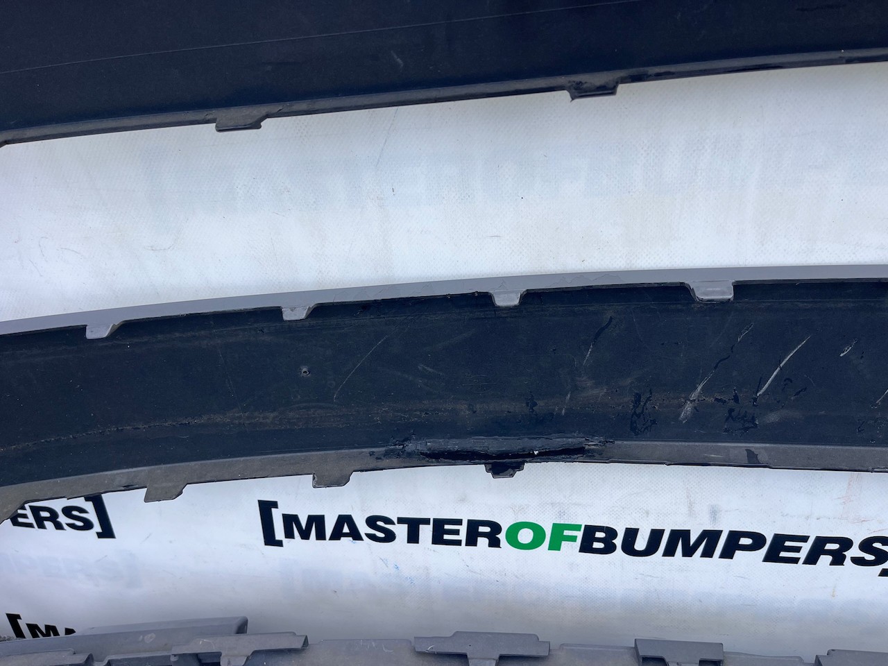Range Rover Sport L461 Suv 2022-2025 Front Bumper 6 Pdc + Jets Genuine [p779]